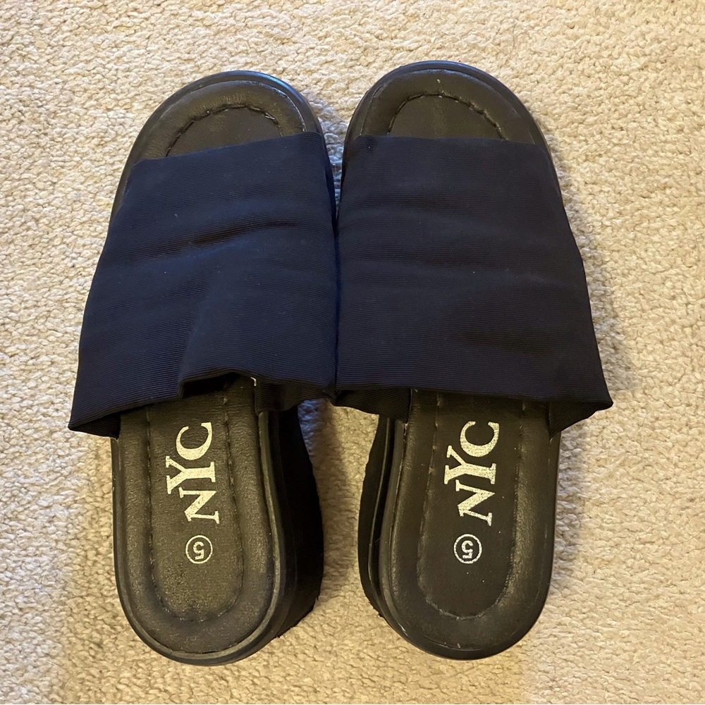 Vintage shoes, 5.